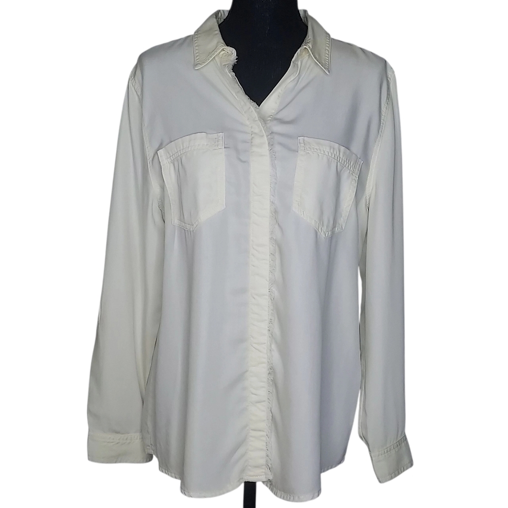 Chico's Women 2/12-14 Beige Fringed Frayed Covered Placket Button-up Shirt NWOT